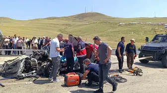 Varto ilçesindeki trafik kazasında iki kişi yaşamını yitirdi