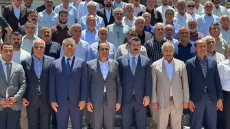 Birecik Belediye Başkanı Begit yeni projeler için milletvekillerinden yardım istedi