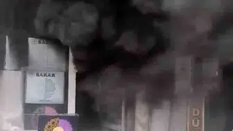 Nusaybin ilçesindeki bir halı mağazasında yangın paniği yaşandı