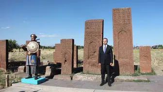 Tarihi Selçuklu Mezarlığı Bakan Yardımcısı Demiralp Tarafından Yerinde İncelendi