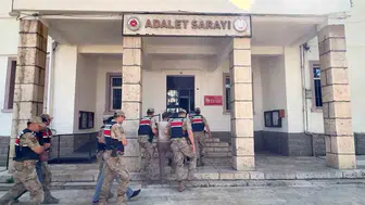 Yatırım vaadiyle milyonlarca lira toplayan siber çete çökertildi
