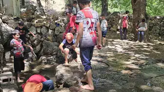 Silvanlı gençler köydeki atıl alanı temizleyerek sosyal yaşam alanı kurdu