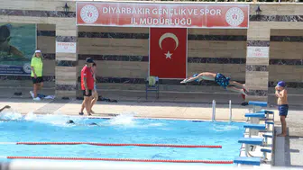 Yüzme Bilmeyen Kalmasın projesi Diyarbakır'da 35 bin kişiye ulaştı