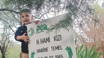 Otomobilde sıcak nedeniyle hayatını kaybeden 4 yaşındaki Muhammed son yolculuğuna uğurlandı