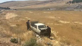 Mardin'de otomobil devrildi, sürücü hastaneye kaldırıldı