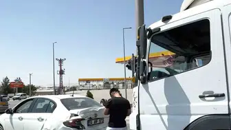 Siirt Kurtalan yolunda tır ve otomobilin karıştığı kaza ucuz atlatıldı