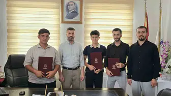 Çermik ilçesinde hafızlık eğitimini bitiren 5 öğrenciye belgeleri takdim edildi