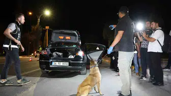 Elazığ polisinden gece boyu süren sıkı denetim operasyonu