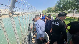 Şanlıurfa Valisinin Korumaları Sulama Kanalına Düşen İki Çocuğu Son Anda Kurtardı