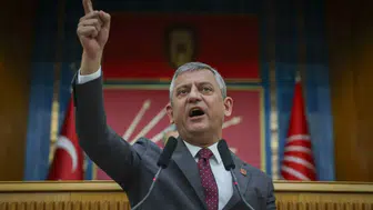 Özgür Özel’in 'serbestlik' kararı YENİ Parti’de çatlak mı yarattı? Vekillerden peş peşe ret kararı