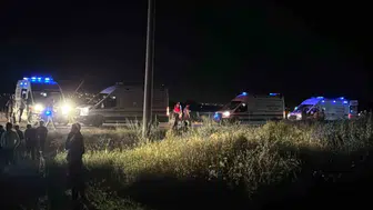 Yüksekova yolunda kaza geçiren araçtaki dört kişi hastaneye kaldırıldı