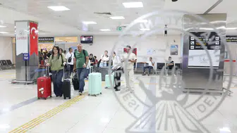 İlk Tahran-Van seferi tamamlandı, 80 İranlı turist kente geldi