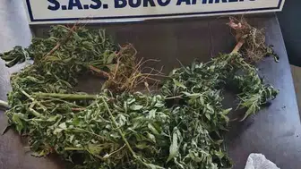 Diyarbakır Dicle'de polisten kaçan şüphelinin evinden uyuşturucu çıktı