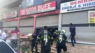 Batman'da bir büfe sabah saatlerinde çıkan yangınla küle döndü