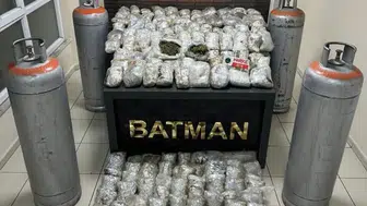 Batman girişinde sanayi tüplerine gizlenmiş uyuşturucu operasyonu