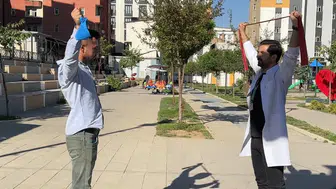 Yüksekova halkı parklarda sağlık taramasından geçiyor