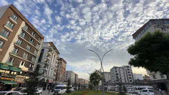 Yüksekova semalarında beliren nadir bulutlar görsel şölen yaşattı
