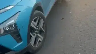 Diyarbakır Kışla Caddesi üzerinde ehliyetsiz sürücü kazaya yol açtı