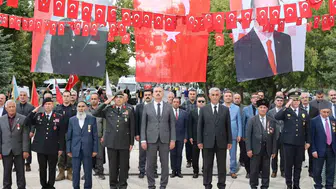 Ağrı'da Gaziler Günü için anlamlı anma töreni düzenlendi