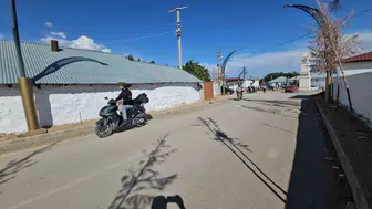 Adilcevazlı motorcular Süphan Dağı zirvesinde Türk bayrağı açtı