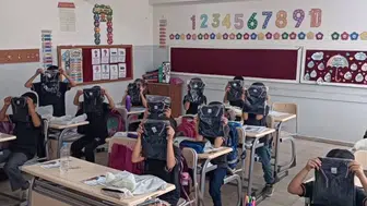Almanya'dan Çermik'teki öğrencilere anlamlı okul forması desteği