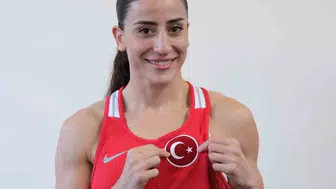Elazığlı Milli Boksör Gizem Özer Avrupa Şampiyonası İçin Ringe Çıkıyor