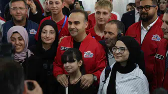 Bakan Kacır Diyarbakır'da TEKNOFEST yarışmacılarıyla bir araya geldi