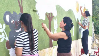 Tunceli'de anaokulu duvarları gönüllülerin fırçasıyla rengarenk oldu
