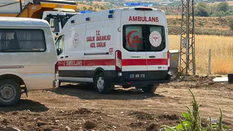 Elazığ'da inşaat alanında kamyondan düşen işçi yaralandı