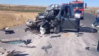 Şanlıurfa Bozova yolunda feci kaza dört can kaybı yaşandı