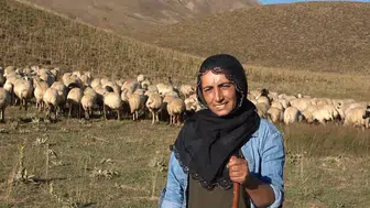 Tuncelili Özlem Baloğlu yaylada kendi işinin patronu olmayı hedefliyor