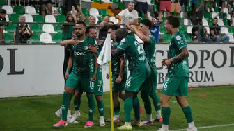 Bodrum FK lider Batman Petrolspor karşısında farklı kazandı