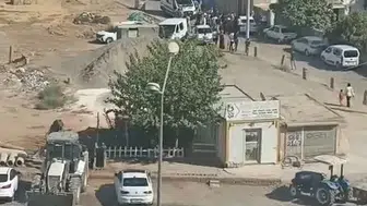 Kızıltepe'de sokak ortasında silahlı saldırı sonucu bir kişi ağır yaralandı