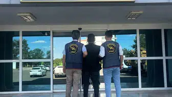 Karaköprü'de aranan hırsızlık hükümlüsü jandarma operasyonuyla yakalandı