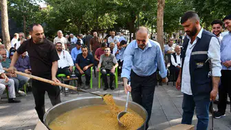 Siverek halkı unutulmaya yüz tutan bulgur kaynatma geleneğini yeniden canlandırdı