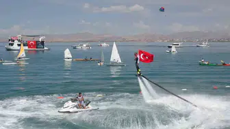 Van Gölü kıyısında renkli görüntüler: GölFest gençleri bir araya getirdi