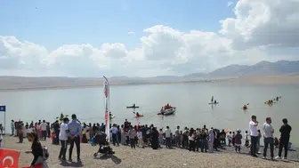 Bulanık Gölpark'ta ilk kez su sporları şenliği düzenlendi