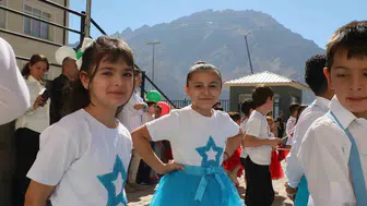 Hakkari'de yeni eğitim yılı coşkulu törenlerle başladı