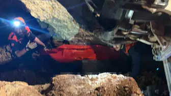 Elazığ Ağın'da su hattı çalışmasında toprak kayması sonucu bir işçi öldü