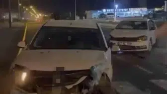 Nusaybin'de iki otomobil kavşakta çarpıştı