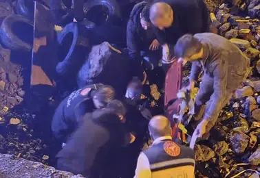 Muş merkezde açık bırakılan çukur yaşlı bir vatandaşı hastanelik etti