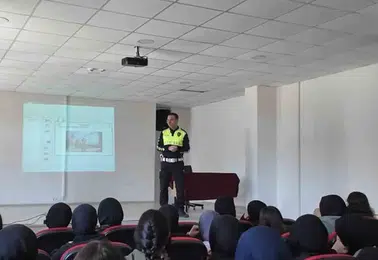 Bingöl'de öğrencilere trafik güvenliği eğitimi verildi