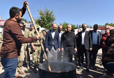 Takoran Vadisi renkli görüntülerle festival coşkusunu yaşamaya devam ediyor