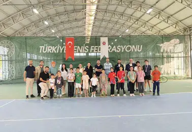 Batman’da Amatör Spor Haftası tenis turnuvası tamamlandı