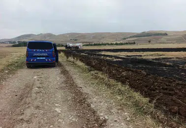 Siirt Kurtalan'da anız yakan çiftçiye ağır yaptırım uygulandı