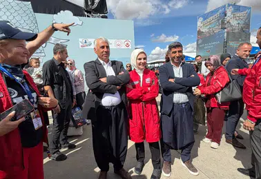 Bakan Göktaş Şanlıurfa TEKNOFEST alanında gençlerle buluştu