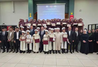 Tatvan’da 56 öğrenci hafızlık icazetini aldı