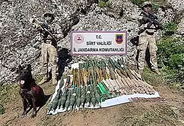 Jandarma 8 ilde düğmeye bastı 34 terör sığınağı yok edildi