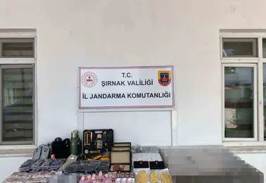 Şırnak’ta 28 milyon liralık kaçak ürün ele geçirildi