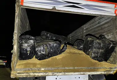 Şanlıurfa’da kaçak ürün taşıyan TIR sürücüsü cezaevine gönderildi